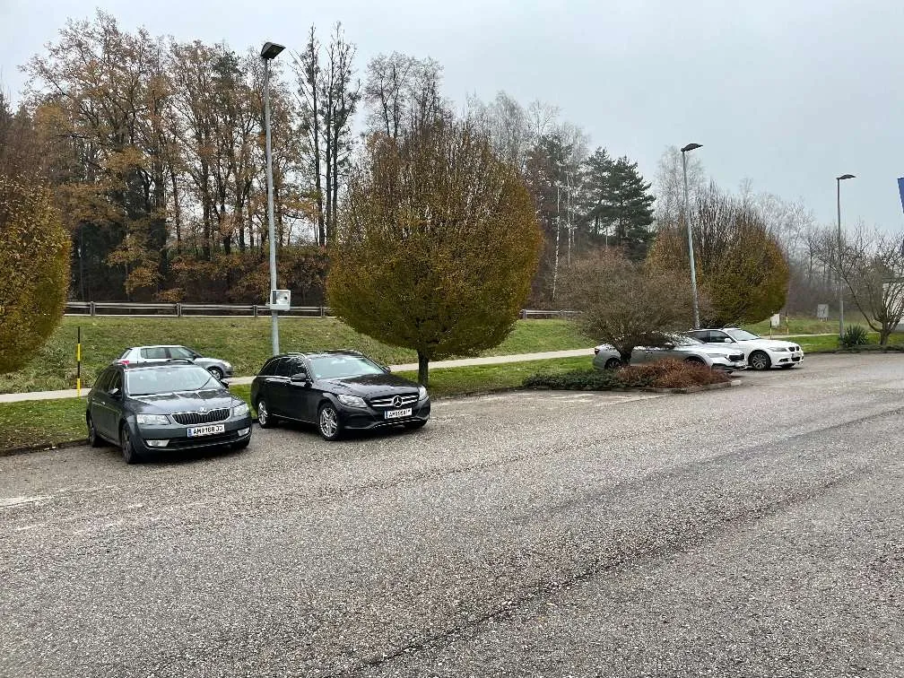 hochwertige Gewerbeimmobilie in Tragwein - Teilvermietung nach Absprache möglich! - Ansicht 2