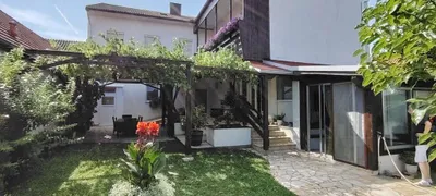 8-Zimmer-Gewerbeimmobilie kaufen in Neusiedl am See – 239 m², € 590.000