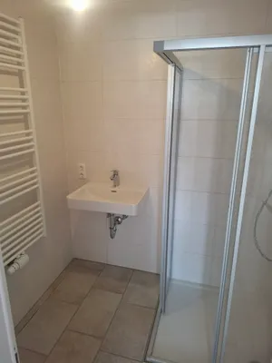 1-Zimmer-Wohnung mieten in Wels – 30 m², € 450 – Bild 3 von 5