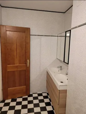 6-Zimmer-Wohnung mieten in Baden – 142 m², € 1.630 – Bild 30 von 31