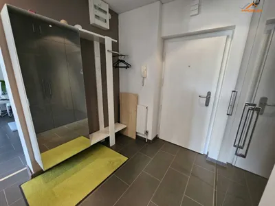 2-Zimmer-Wohnung kaufen in Wiener Neustadt – 72,53 m², € 179.000 – Bild 2 von 12
