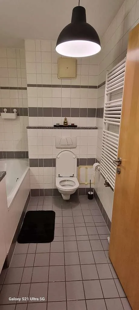 Wunderschöne möblierte Wohnung in guter Lage - Ansicht 2