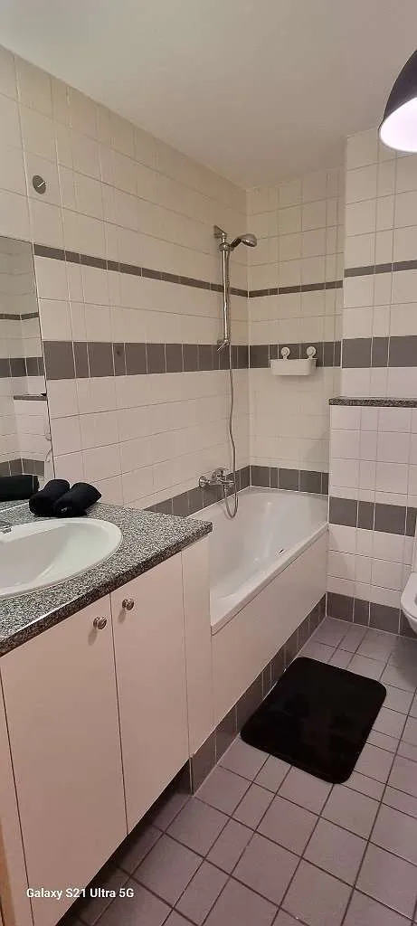 Wunderschöne möblierte Wohnung in guter Lage - Ansicht 3