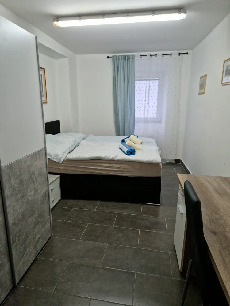 BESTE LAGE ECKLOKAL Klostergasse Ecke Sebastian Kneipp-Gasse – pohled 3