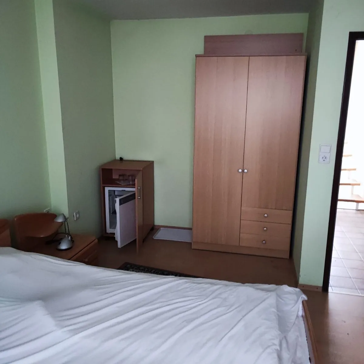 Großes sanierungsbedürftiges Einfamilienhaus sucht neuen Besitzer mit Blick fürs Ganze – pohled 2