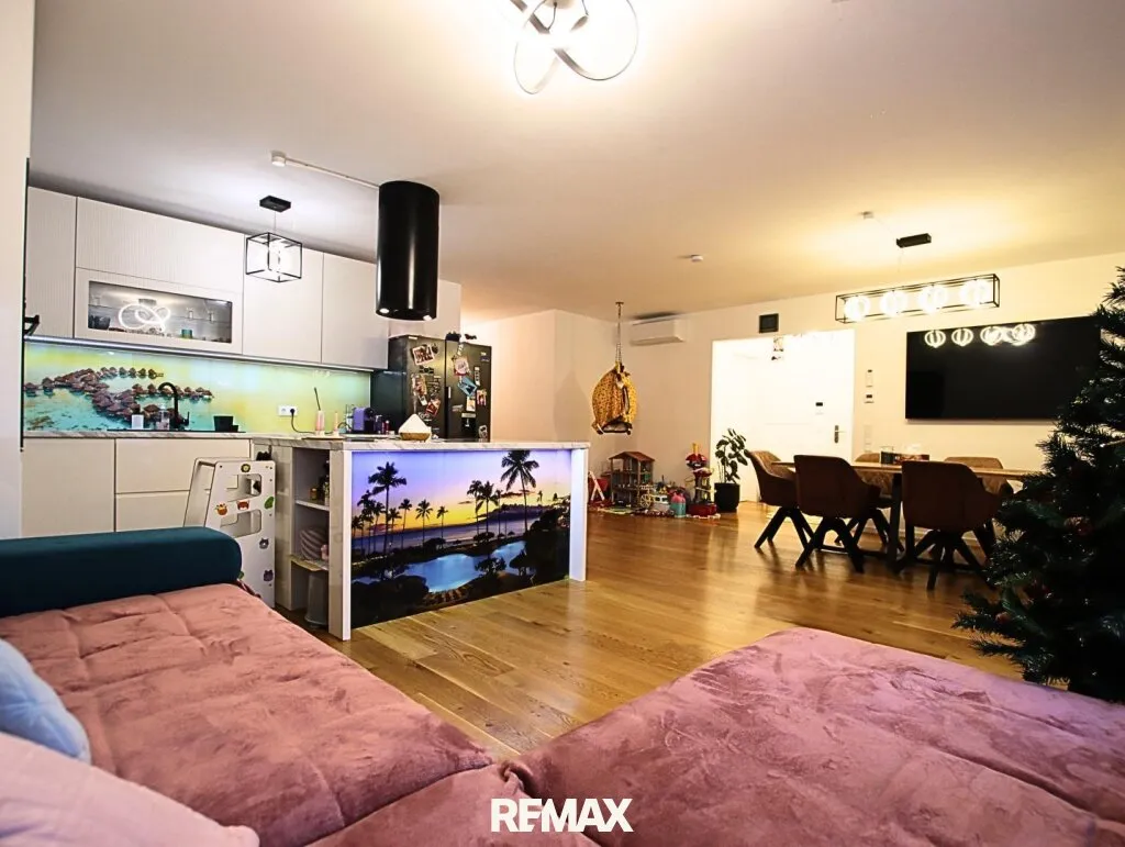 Ihre neue Wohnung: 113 m² Wohnkomfort + Balkon - zentral, hell und modern! - Ansicht 3