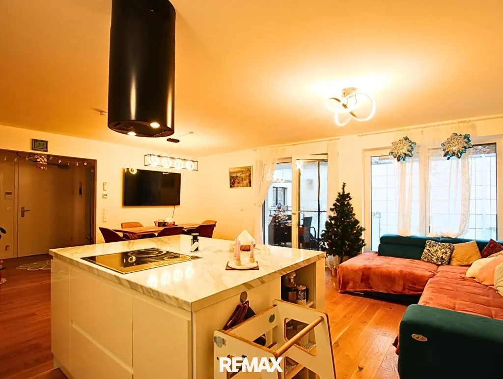 Ihre neue Wohnung: 113 m² Wohnkomfort + Balkon - zentral, hell und modern! - Ansicht 2
