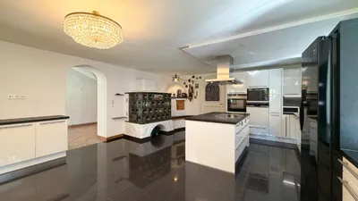 5-Zimmer-Wohnung kaufen in Vöcklabruck – 199,13 m², € 1.590.000 – Bild 2 von 19