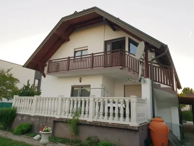 4-Zimmer-Wohnung mieten in Wiener Neustadt Land – 110 m², € 1.000 – Bild 4 von 13