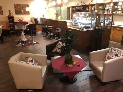 2-Zimmer-Gewerbeimmobilie mieten in Murau – 163 m², € 900 – Bild 2 von 3
