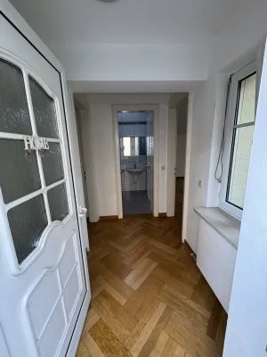 2-Zimmer-Wohnung mieten in Salzburg Stadt – 44 m², € 1.100 – Bild 2 von 8