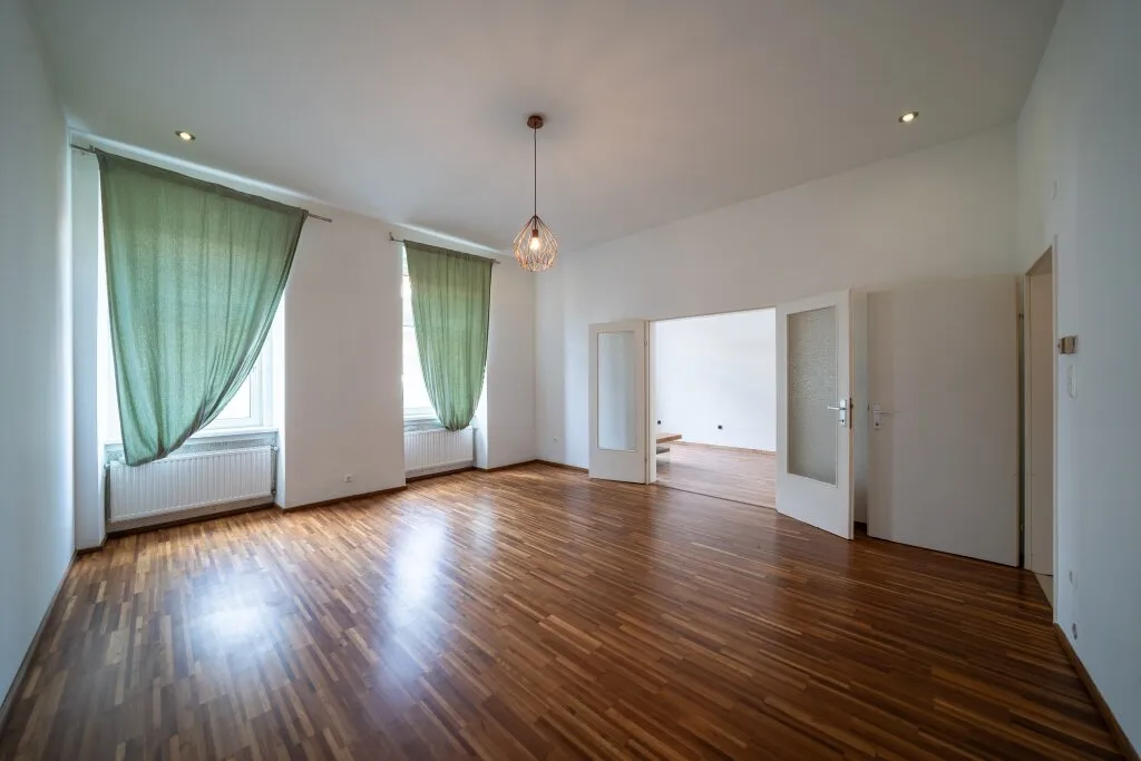 Charmante 3 - Zimmer - Altbauwohnung - Entwicklungspotenzial & freier Mietzins