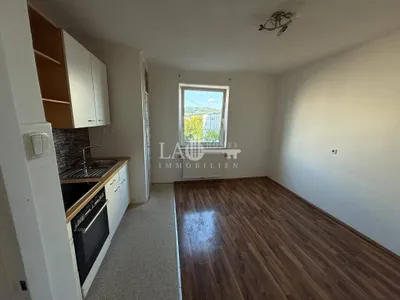 2-Zimmer-Wohnung kaufen in Linz – 56 m², € 170.000 – Bild 2 von 4
