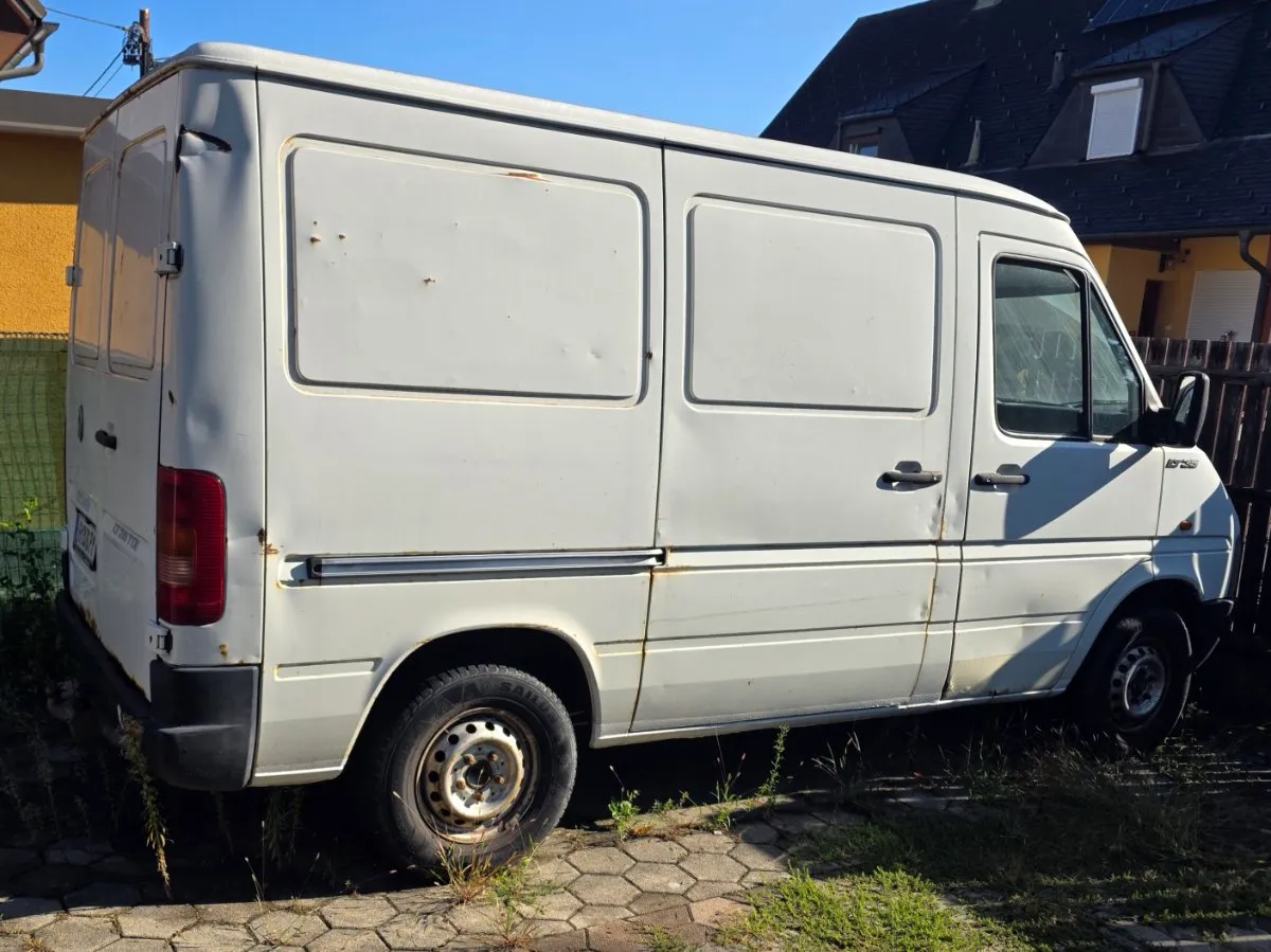 VW LT