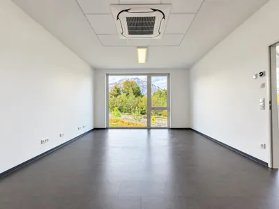 3-Zimmer-Gewerbeimmobilie mieten in Hallein – 187 m², € 3.162 – Bild 5 von 12