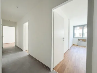 Erstbezug: Gekühlte 4-Zimmer-Wohnung mit zwei Bädern & Top-Anbindung U4/U6! – Bild 2