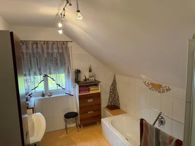 Haus kaufen in Gmunden – 180 m², € 550.000 – Bild 13 von 16