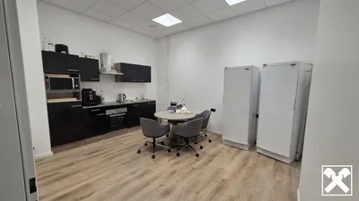 7-Zimmer-Gewerbeimmobilie mieten in Wien – 313 m², € 9.722 – Bild 11 von 13
