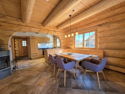 4-Zimmer-Haus mieten in Kitzbühel – 100 m², € 2.150 – Bild 2 von 12