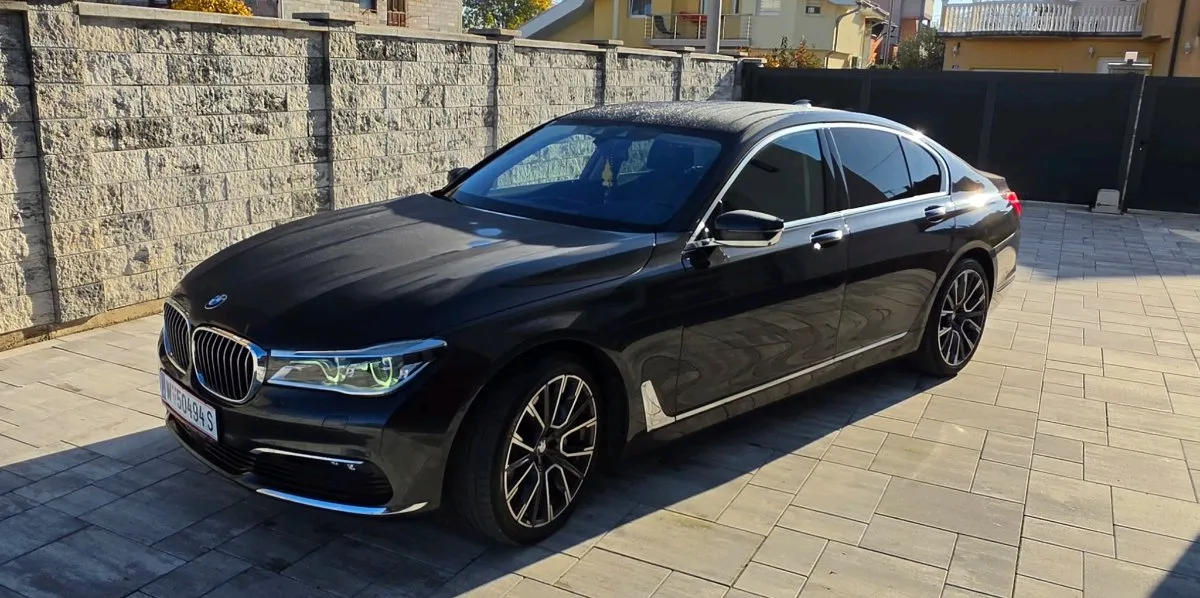 BMW 7 Series 2016 photo 3