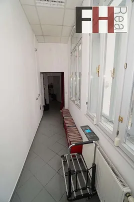 2-Zimmer-Gewerbeimmobilie mieten in Sankt Pölten Land – 126 m², € 2.700 – Bild 5 von 6
