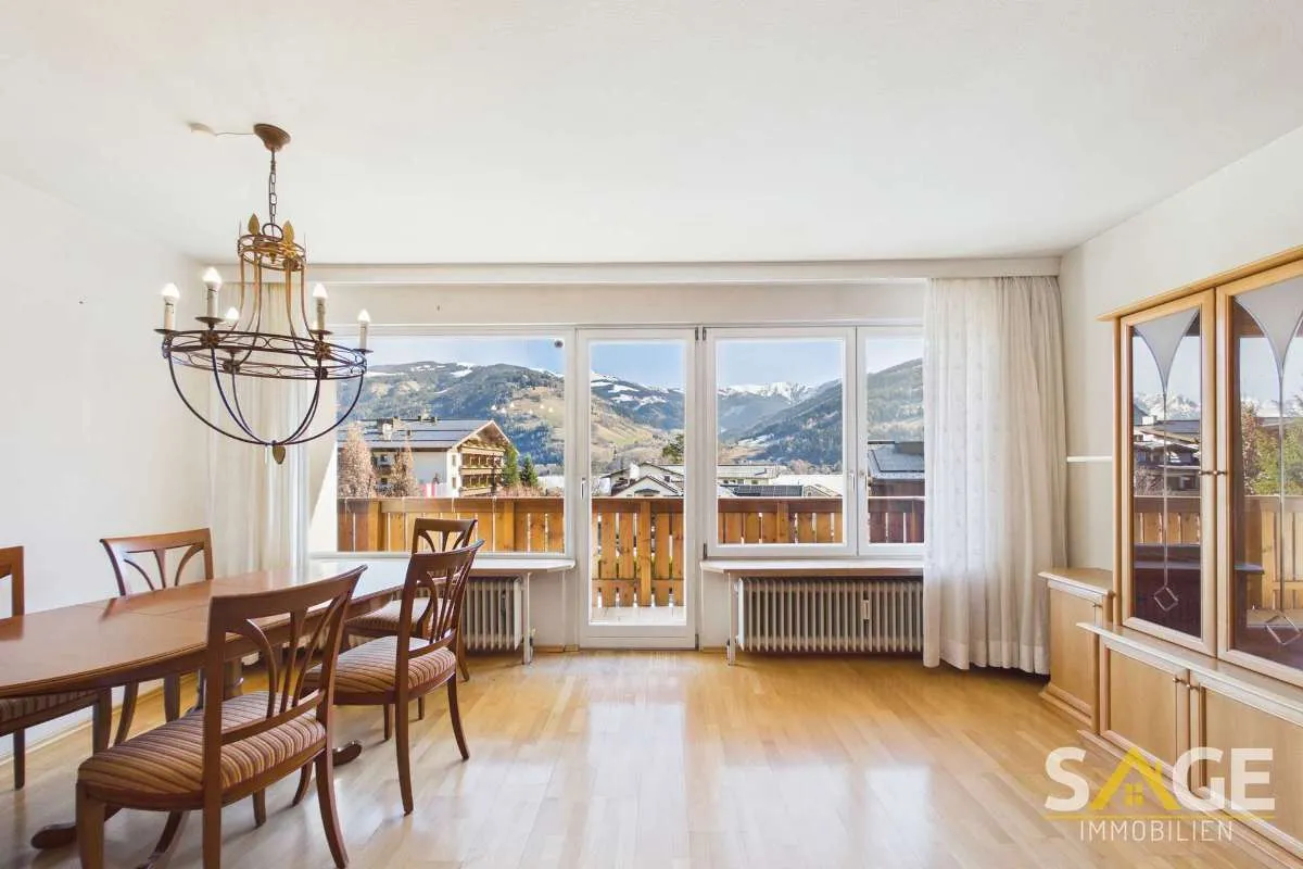 Seeblick aus Wohnbereich & Schlafzimmern | helle Wohnung | zentrale Lage von Zell am See - Ansicht 2
