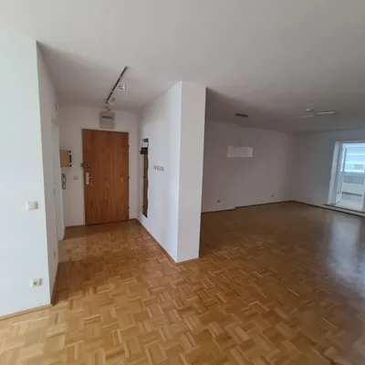 3-Zimmer-Wohnung mieten in Klagenfurt – 101 m², € 1.136 – Bild 2 von 17