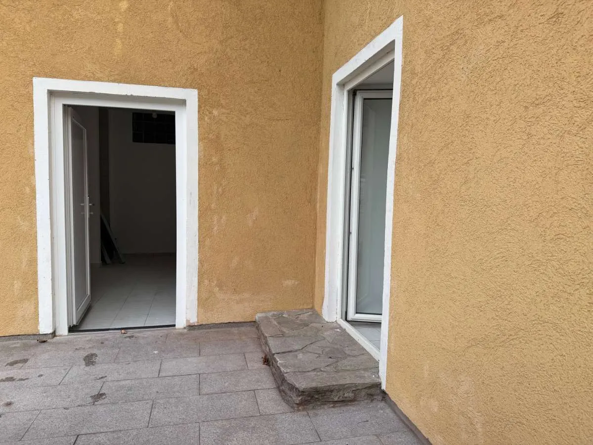 Atelier, Büro, Lager... – pohled 3
