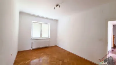 7-Zimmer-Haus mieten in Mistelbach – 200 m², € 1.450 – Bild 6 von 23