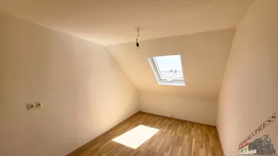 7-Zimmer-Haus mieten in Mistelbach – 200 m², € 1.450 – Bild 7 von 23