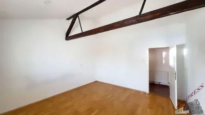 7-Zimmer-Haus mieten in Mistelbach – 200 m², € 1.450 – Bild 9 von 23