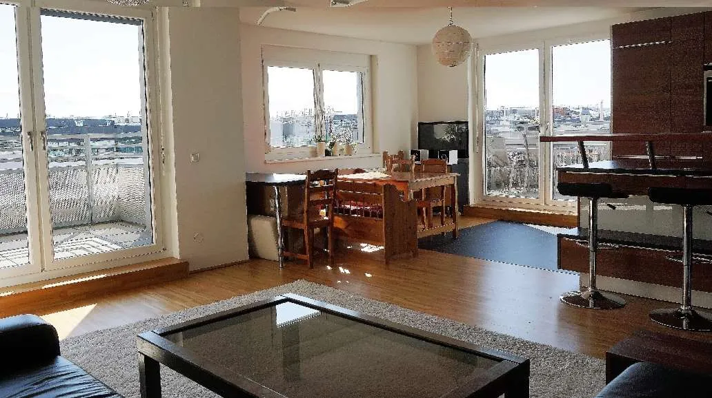 Co-Living Deluxe || Zimmer in lichtdurchfluteter Luxus-WG in zentraler Lage - Veduta 3