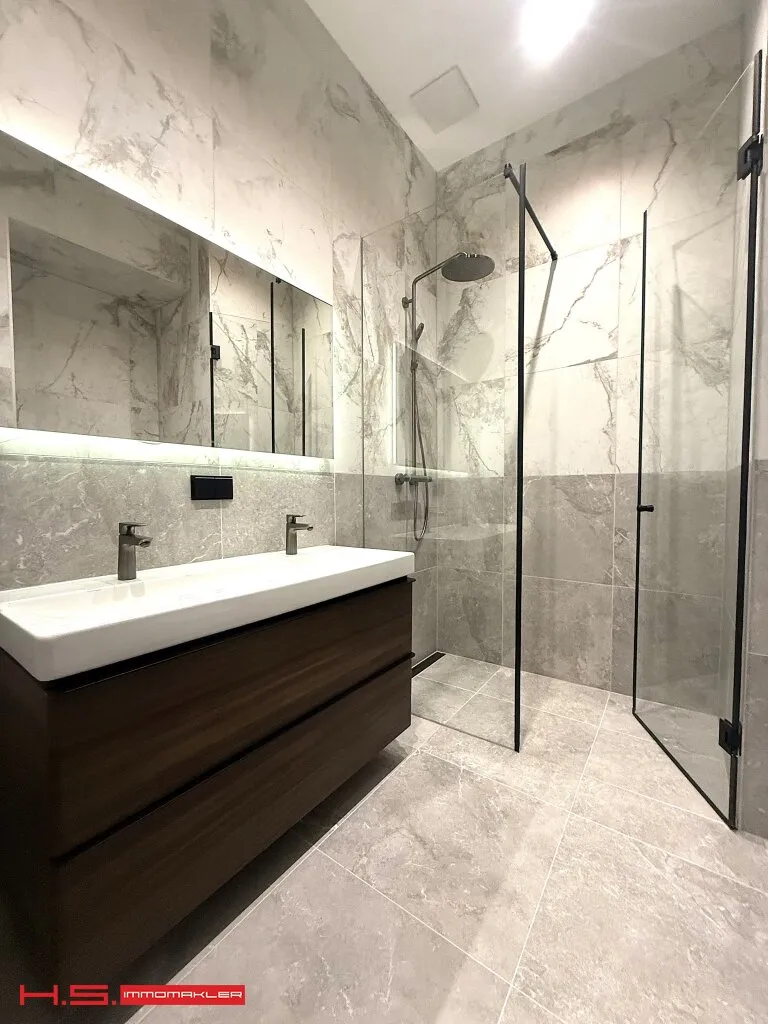 SERVITENVIERTEL - GENIALER ERSTBEZUG - HIGH END STILWOHNUNG - von 87 m² WFL - 3 Zimmer - 2 BÄDER- 2 WC - MINIBALKON - RENOVIERTES STILJUWEL - Widok 3