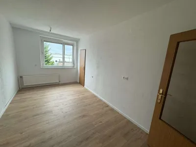2-Zimmer-Wohnung mieten in Wels – 64 m², € 950 – Bild 2 von 10