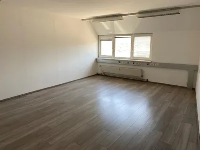 3-Zimmer-Gewerbeimmobilie mieten in Linz – 104 m², € 1.658 – Bild 5 von 13