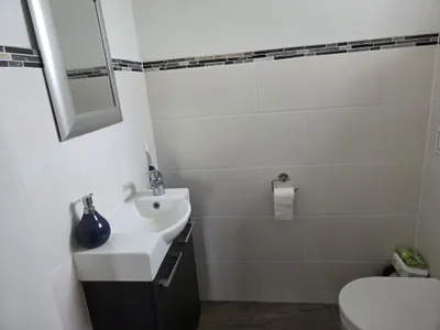 8-Zimmer-Gewerbeimmobilie mieten in Gmunden – 120 m², € 1.800 – Bild 20 von 21