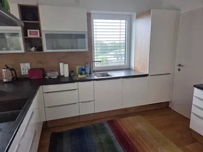 8-Zimmer-Gewerbeimmobilie mieten in Gmunden – 120 m², € 1.800 – Bild 8 von 21