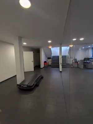 Gewerbeimmobilie mieten in Wien – 243 m², € 2.800 – Bild 8 von 14