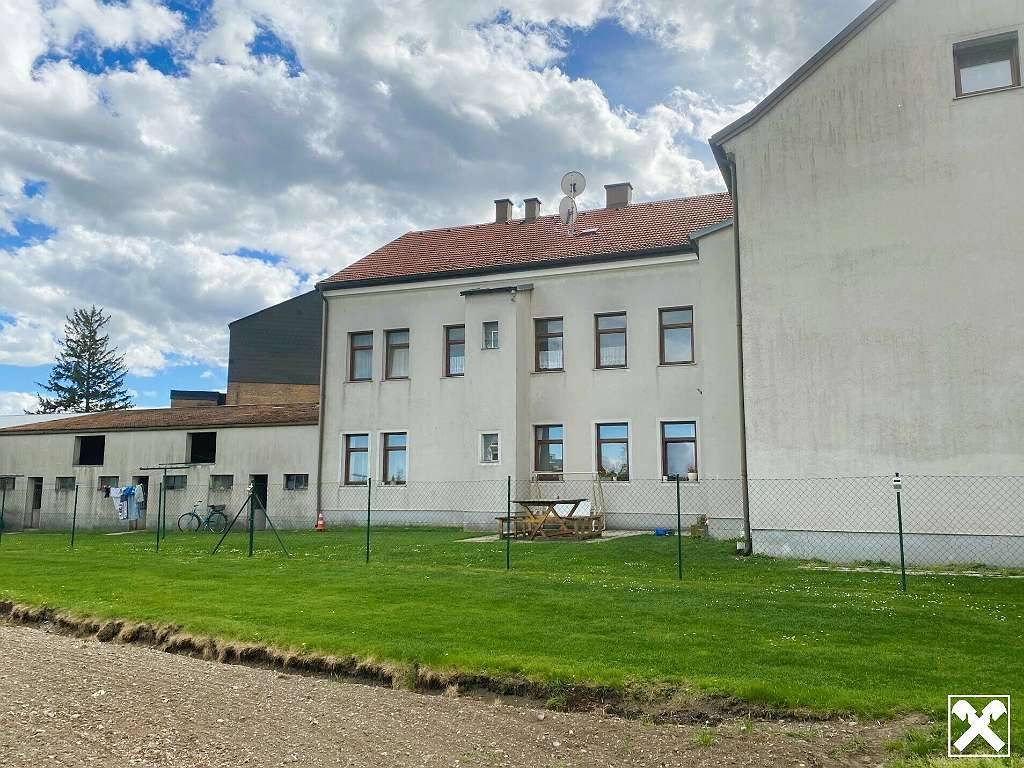voll vermietetes Zinshaus mit 7 Wohnungen! SOFORT Mieteinnahmen!, Eggendorf