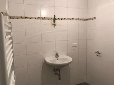 3-Zimmer-Wohnung mieten in Neunkirchen – 100 m², € 875 – Bild 7 von 12