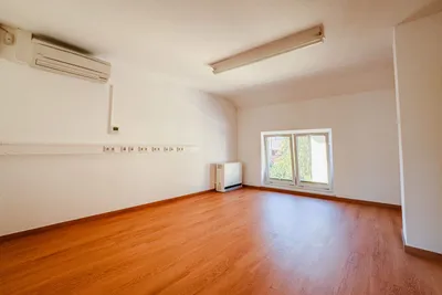 Gewerbeimmobilie mieten in Braunau am Inn – 1 218 m², € 7.900 – Bild 3 von 14