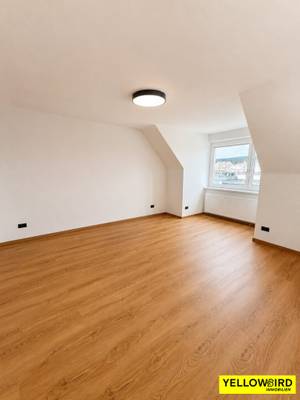 Erstbezug nach Sanierung! Helle 2-Zimmer-Wohnung mit Lift und Cobenzl-Blick (WG-geeignet)
