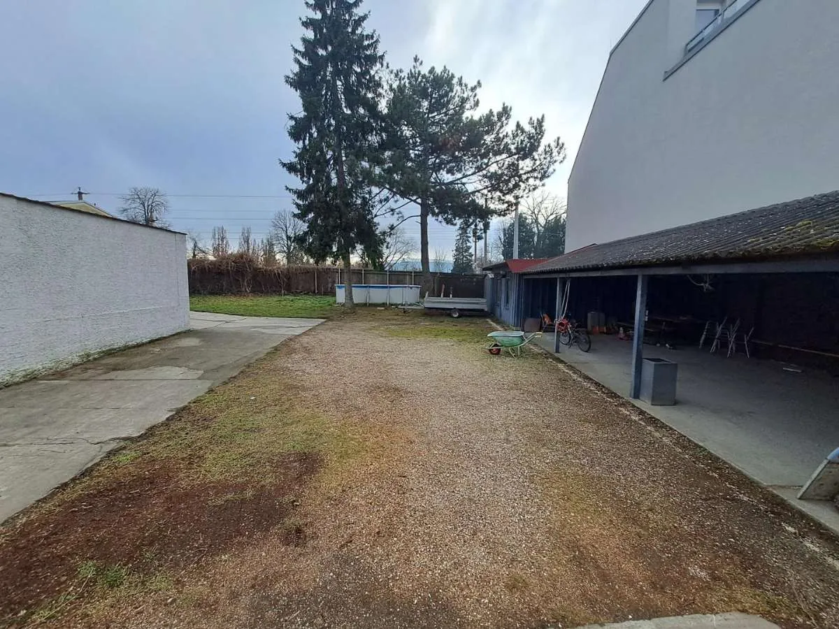 Schönes Grundstück mit Potential - Ansicht 3