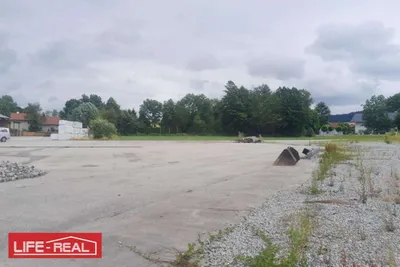 Gewerbeimmobilie kaufen in Braunau am Inn – 3 412 m², € 347.500 – Bild 2 von 5