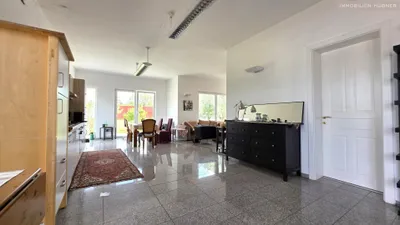 Gewerbeimmobilie mieten in Korneuburg – 8 000 m², € 15.000 – Bild 4 von 21