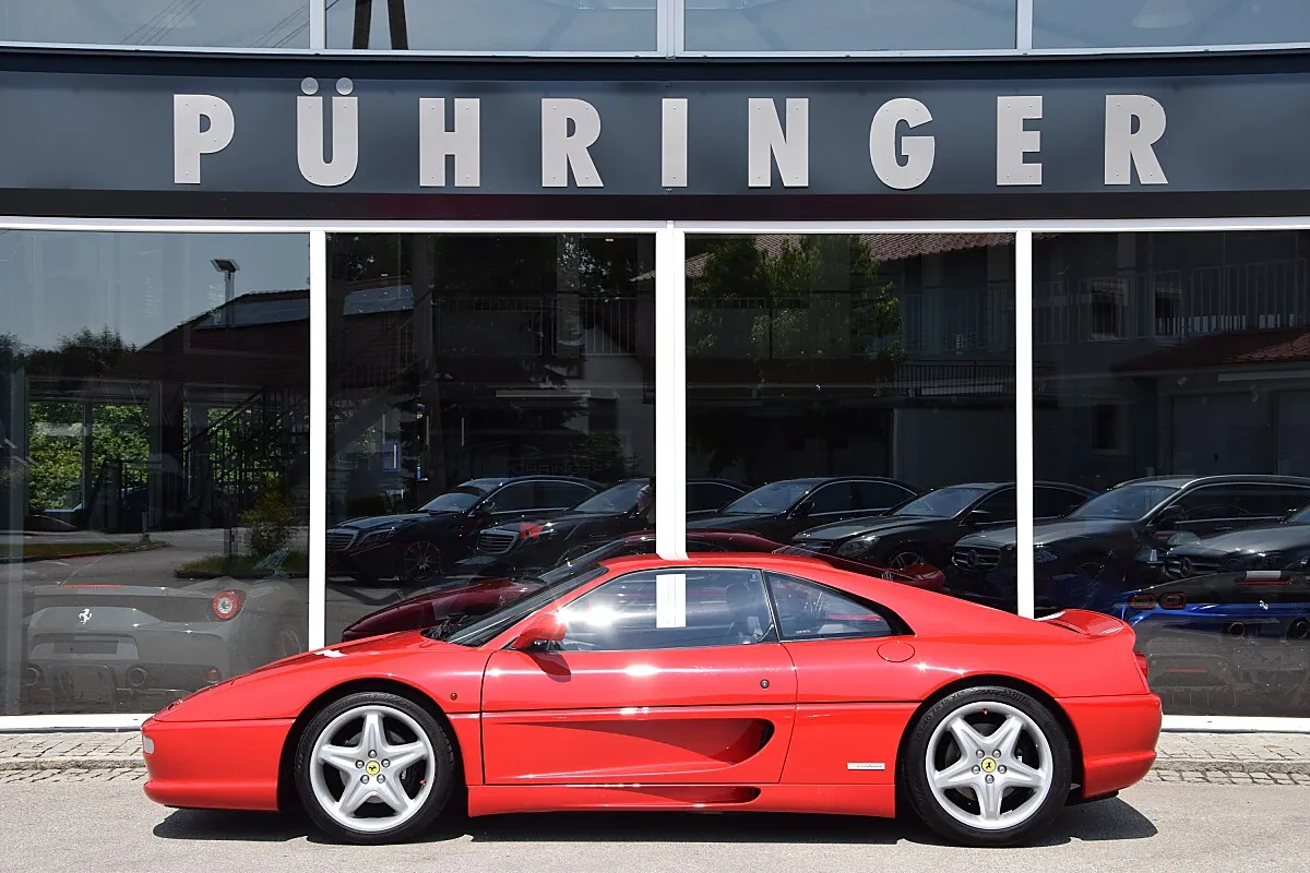 Ferrari F355