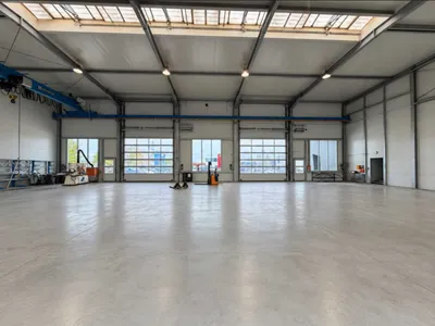 Gewerbeimmobilie mieten in Bruck an der Leitha – 600 m², € 6 – Bild 4 von 12