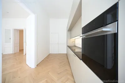 Erstbezug: Altbauwohnung - 6 Zimmer - 3 Bäder - nahe Argentinierstraße - befristet – Bild 3