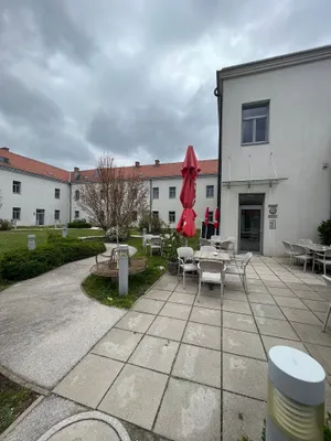 2-Zimmer-Wohnung mieten in Mödling – 57,69 m², € 740 – Bild 2 von 7