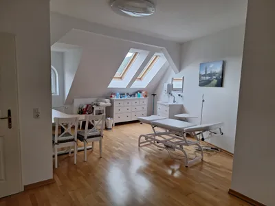 Gewerbeimmobilie mieten in Baden – 33 m², € 350 – Bild 2 von 4